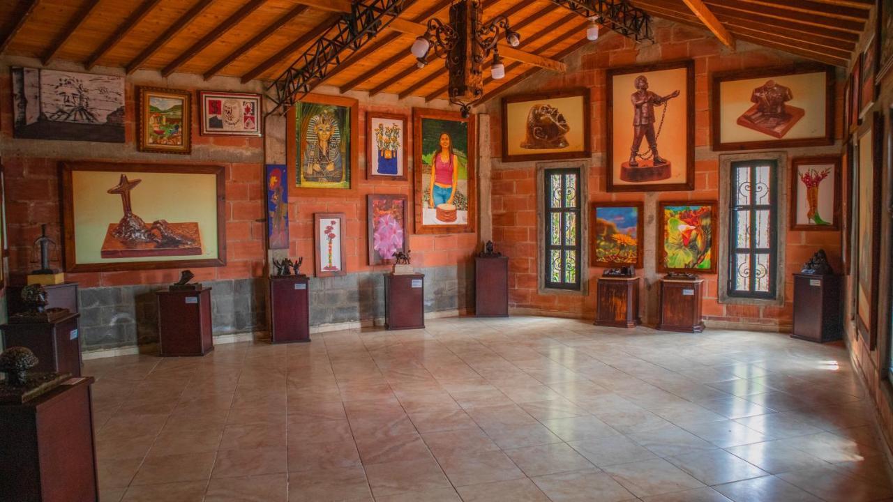 Casa De Arte Monte Sinai Country house