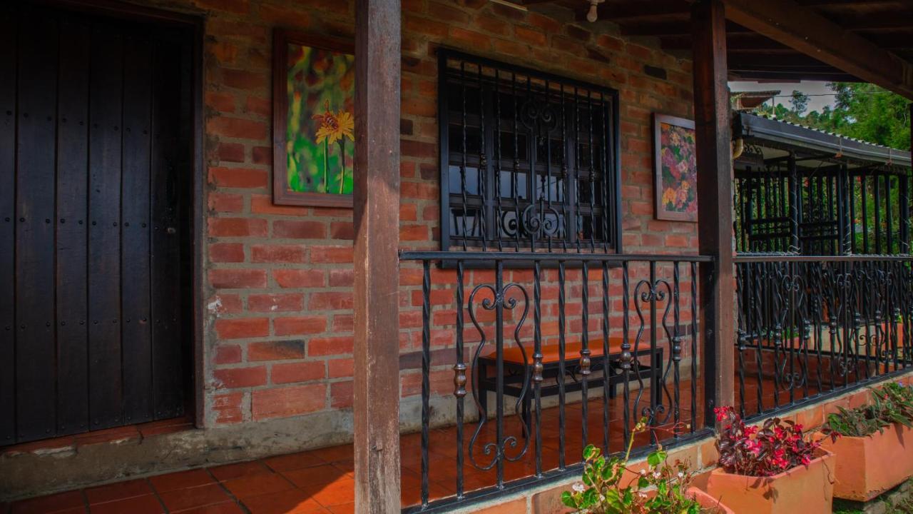 Casa De Arte Monte Sinai Country house Medellin