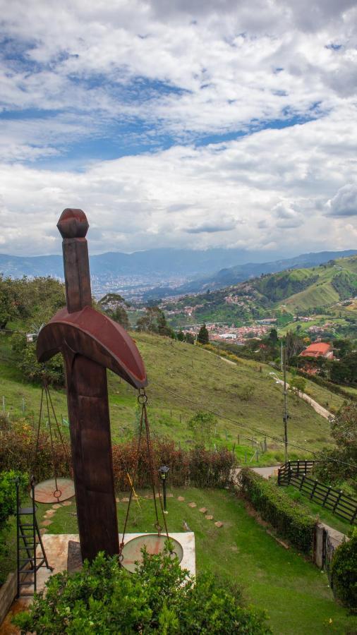 Casa De Arte Monte Sinai * Medellin